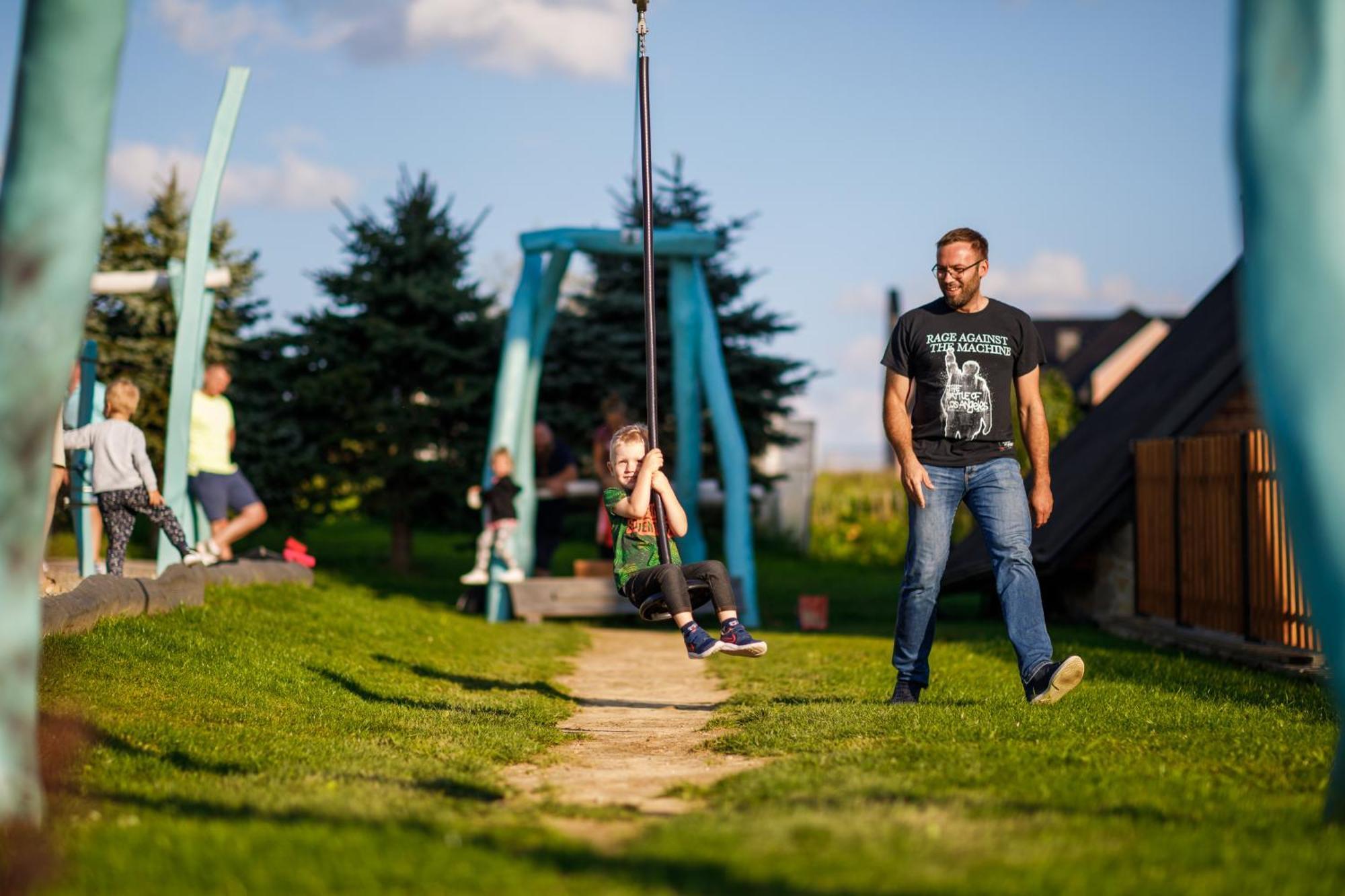 Tylickie Wzgorze Spa & Wellness Pensjonat Dla Rodzin Z Dziecmi Tylicz Exterior foto